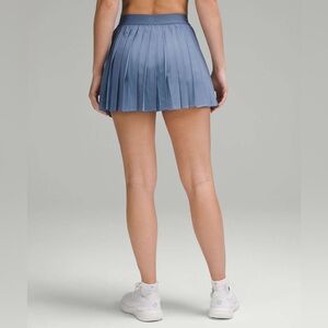 Lululemon High-Rise Pleated Tennis Skirt
Oasis Blue size 6 skort